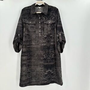 Est. 1946 Women’s Black/Gray Reptile Print Quarter Button Dress Size Large